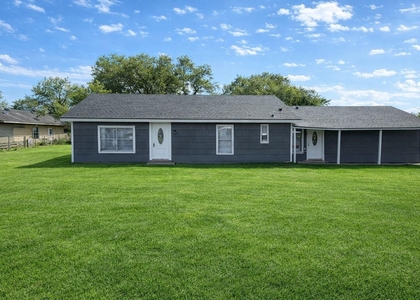 3700 4th Street - Photo 1