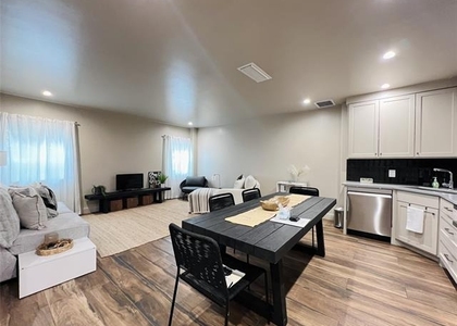 6211 W Northwest Highway - Photo 1
