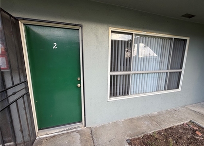 2227 E Westport - Photo 1