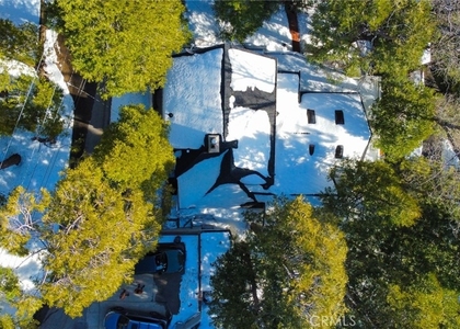 233 Corona - Photo 1