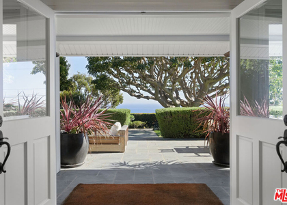 29225 Cliffside Drive - Photo 1