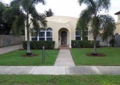 619 37th Street - Photo 1