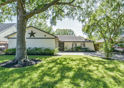 22203 Fincastle Drive - Photo 1