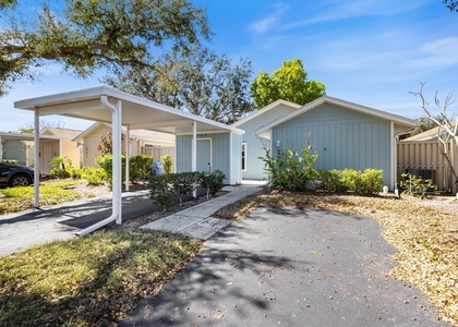856 Chatham Drive - Photo 1