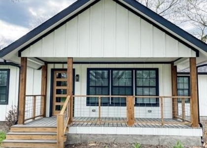 3211 N Central - Photo 1