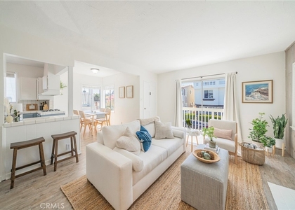 333 28th Street - Photo 1
