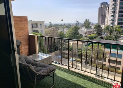 10450 Wilshire - Photo 1