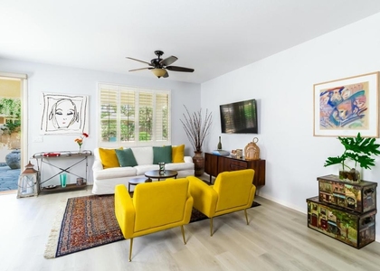 81098 Avenida Vidrio - Photo 1