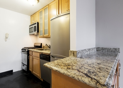 Columbus Avenue and Amsterdam  - Photo 1
