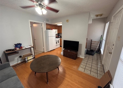 3115 Helms St - Photo 1