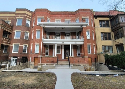 6713 N Sheridan Road - Photo 1