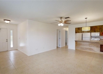 2303 Ne 6th Street - Photo 1