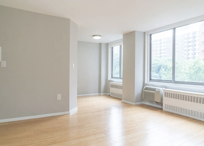 2nd Avenue - Photo 1