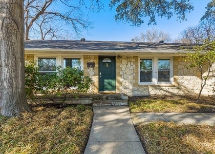 3504 Corto Avenue - Photo 1