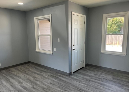 4409 N Meridian Avenue - Photo 1