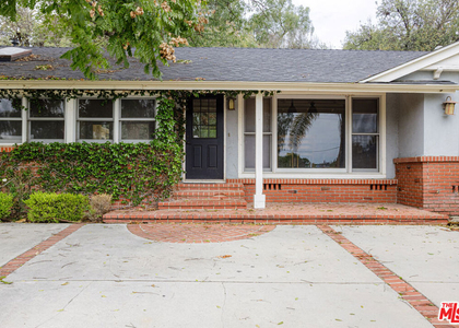 19439 Oxnard Street - Photo 1