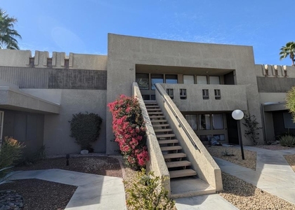 425 Bradshaw Lane - Photo 1