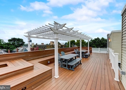 4605 Chester Avenue - Photo 1