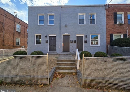 5433 C Street Se - Photo 1