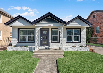 2505 Truxillo Street - Photo 1