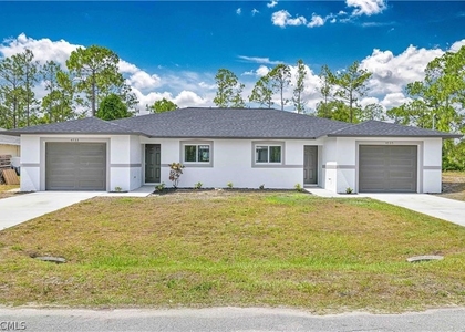 4735 28th Street Sw - Photo 1