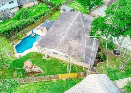 1405 Delabrook Court - Photo 1
