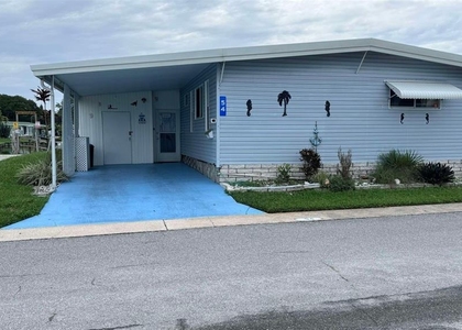 2505 E Bay Drive - Photo 1