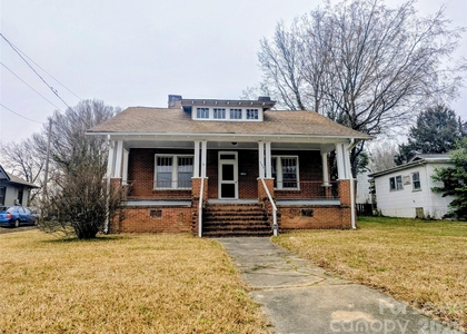 936 W Front Street - Photo 1
