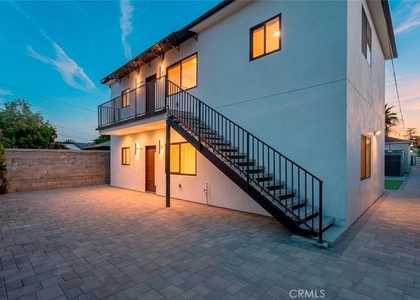 11120 Emelita Street - Photo 1
