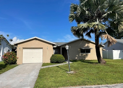 22447 Sw 56th Avenue - Photo 1