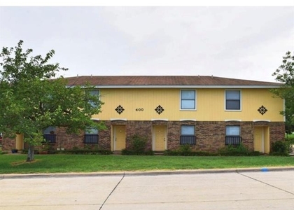 400 Amber Lane - Photo 1