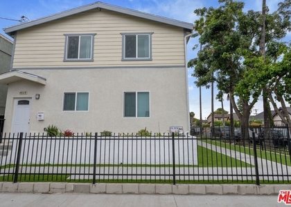 4828 Mckinley Ave - Photo 1