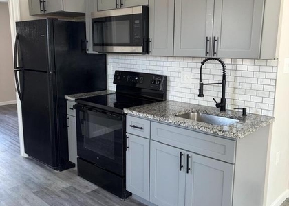 105 Devereaux Avenue - Photo 1
