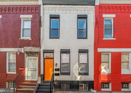 1332 W Toronto Street - Photo 1