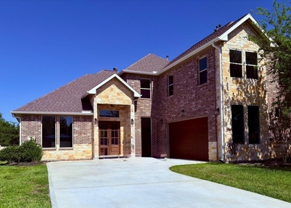 55 Ruskin Drive W - Photo 1