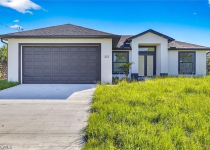 333 Pinehurst Avenue - Photo 1