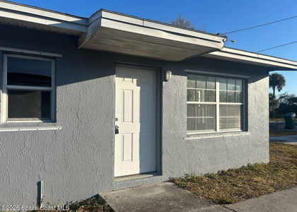 613 Paw Paw Street - Photo 1