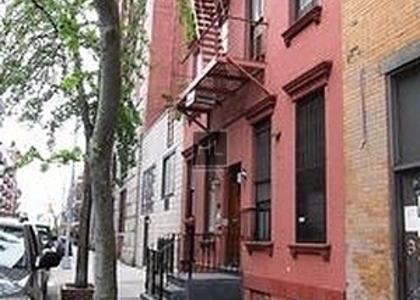 West 10th Street - Photo 1