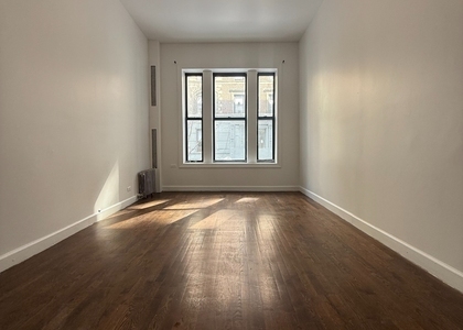 600 West 142nd Street - Photo 1