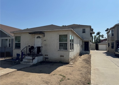 1310 W 89th Street - Photo 1