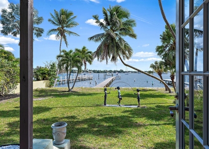 122 S Lake Drive - Photo 1