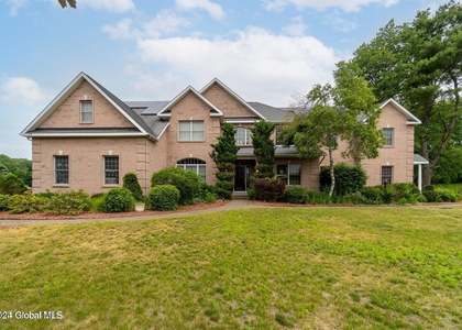209 Samuel Court - Photo 1