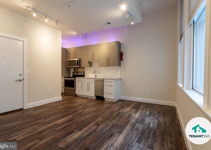 8 E Fayette Street - Photo 1