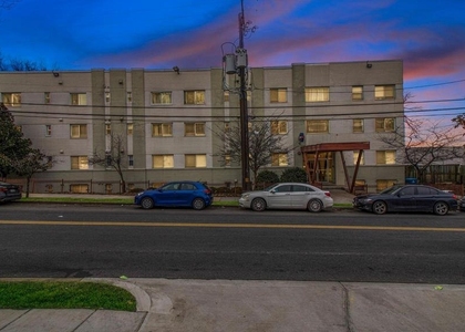 1501 27th Street Se - Photo 1