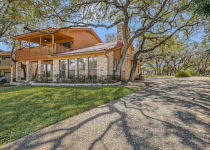 105 Crescent Blf - Photo 1