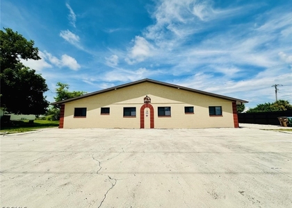 709 Se 8th Terrace - Photo 1