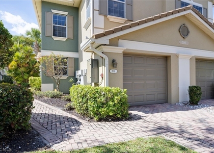 3181 Cottonwood Bend - Photo 1