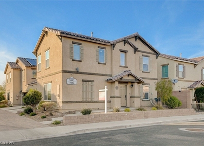 1045 Spotted Saddle Street - Photo 1