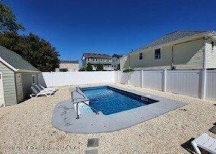 211 Arnold Avenue - Photo 1