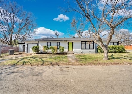 413 Shaw Street - Photo 1